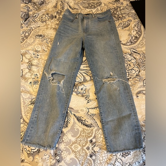 Express Mom Jean Super High Rise 6 Distressed - Picture 1 of 9